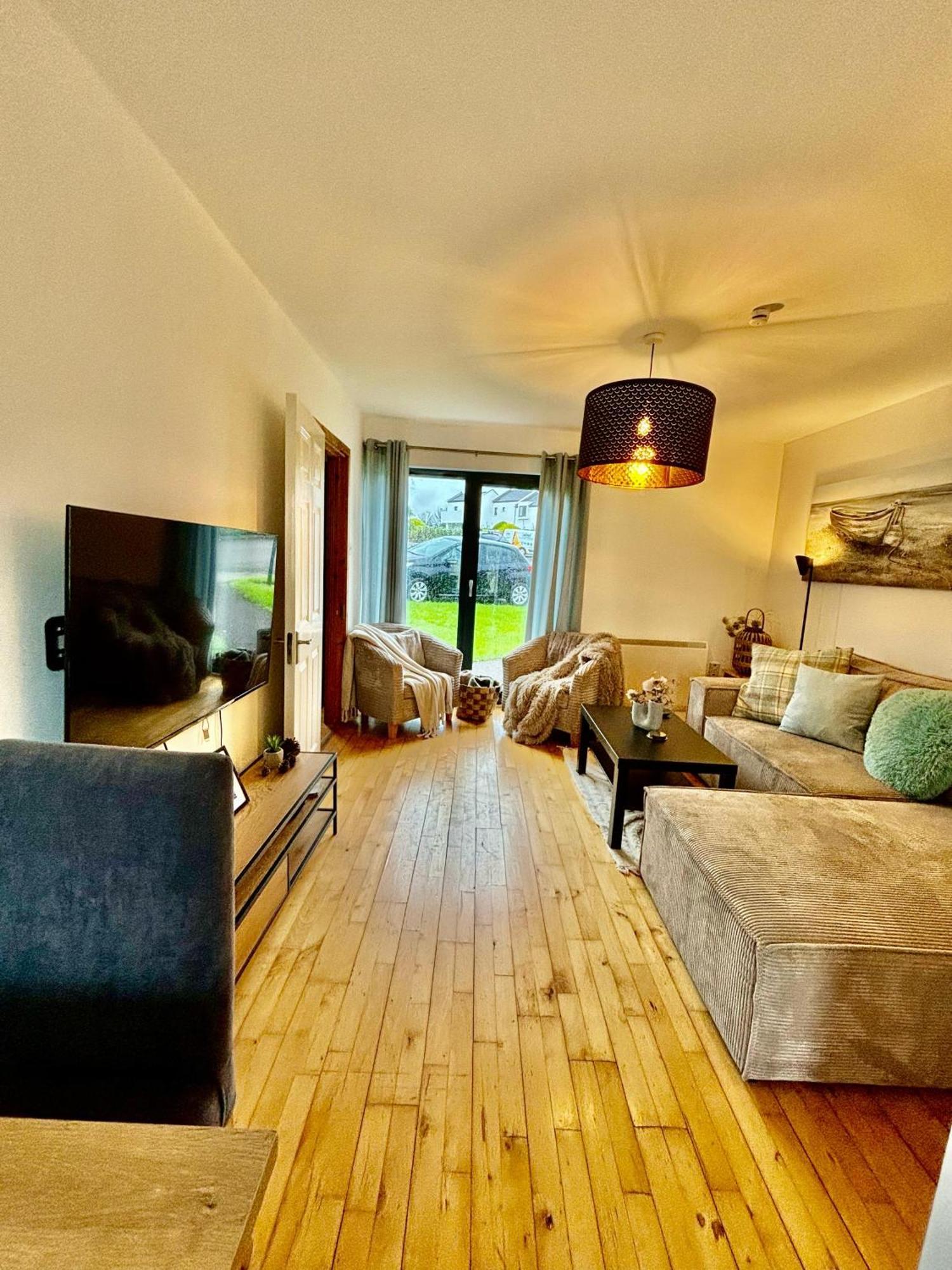 Sea Whispers - My Charming Costal Retreat In يوغال المظهر الخارجي الصورة