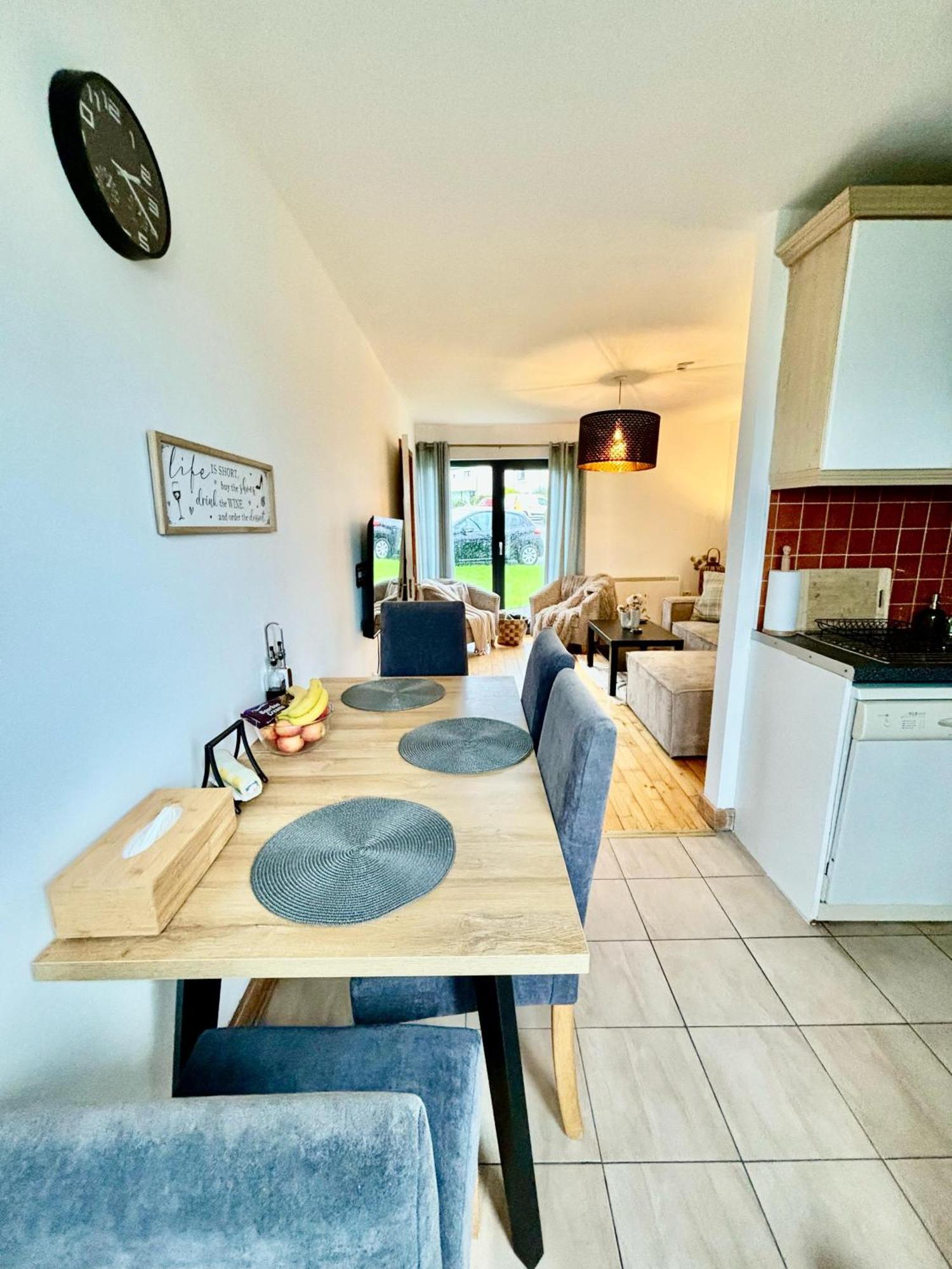 Sea Whispers - My Charming Costal Retreat In يوغال المظهر الخارجي الصورة